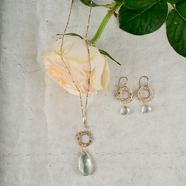 Renewal green necklace