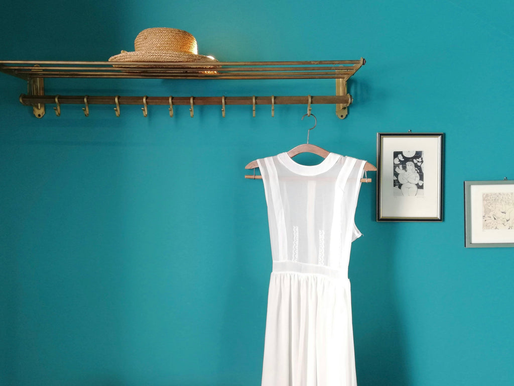 Wardrobe Refinement Through Color