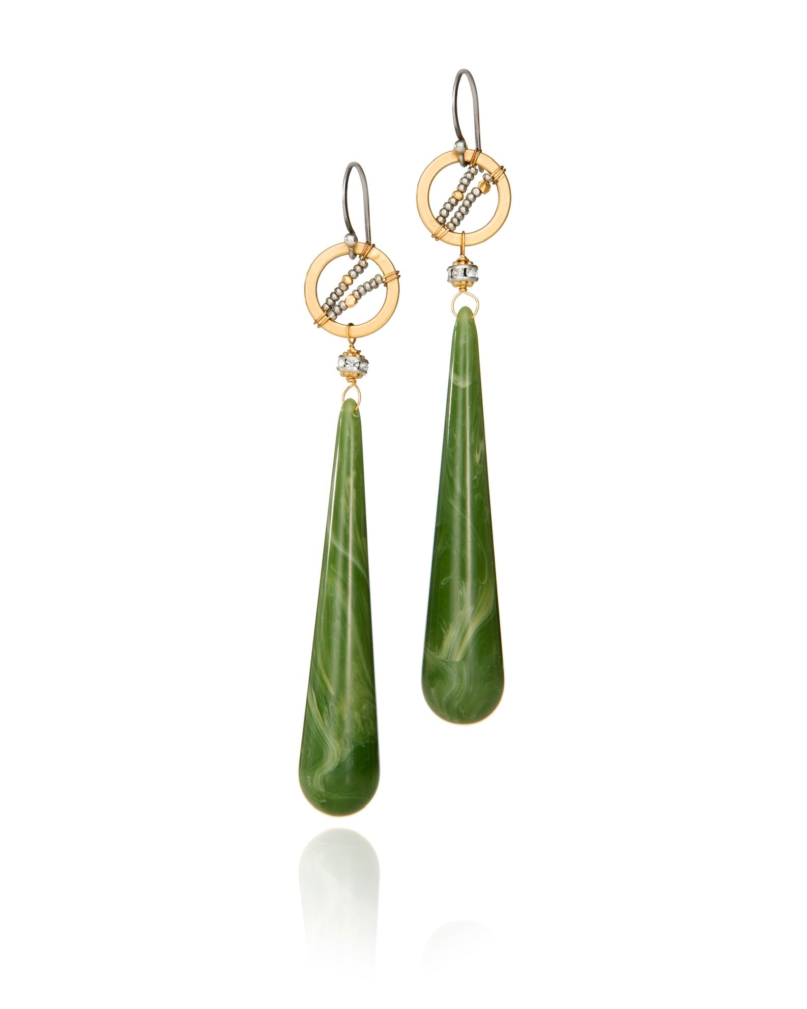 long drop earrings in vintage resin with gold electroplate